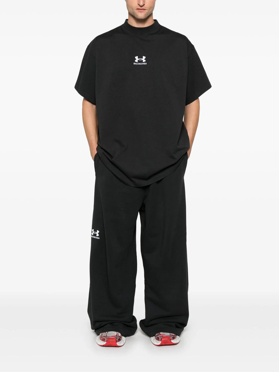 BALENCIAGA - Oversized T-shirt Under Armour Washed Black BALENCIAGA - Oversized T-shirt Under Armour Washed Black