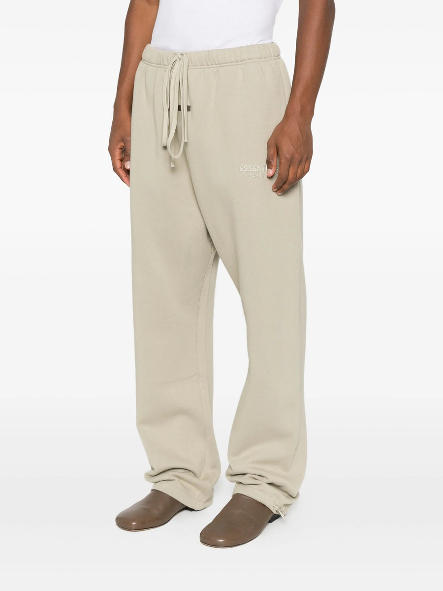 ESSENTIALS - Relaxed Fleece Sweatpant Abbey Stone